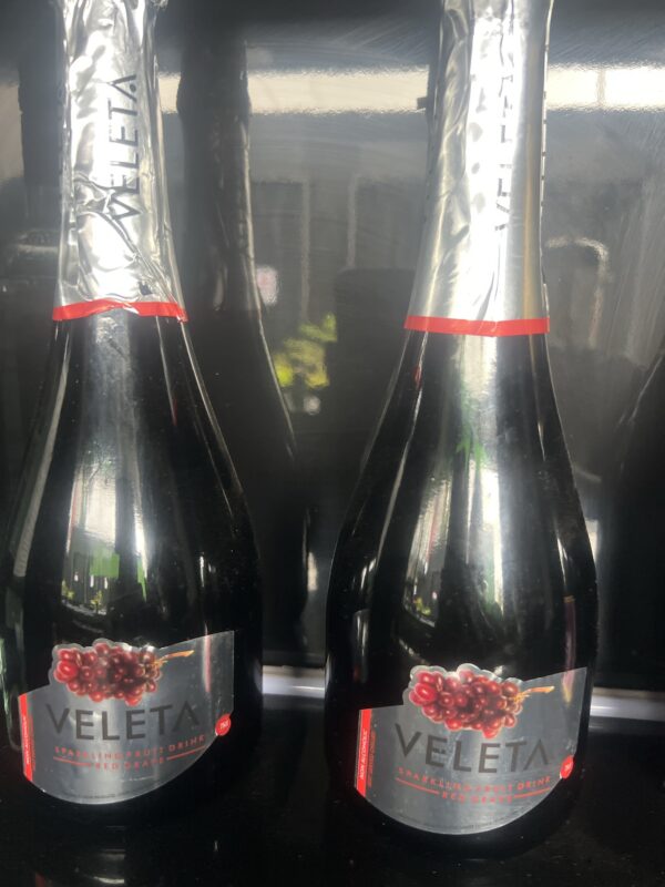 Veleta Sparkling Fruit